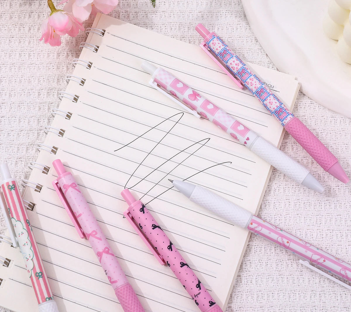 6pcs/box Pink White Color Bow Student Gel Pen Sweet Fashion Bow Heart Stationery Gel Pen Kawaii 0.5mm Black Ink Writing Pen-faithfullyfocusd