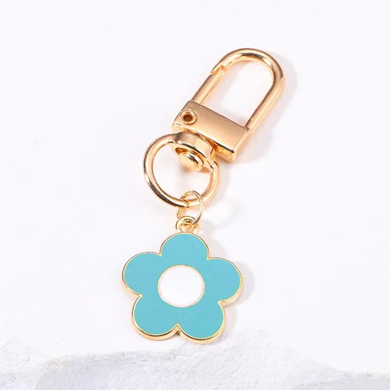 Fashion INS Style Daisy Flower Keychain Pink White Black Enamel Metal Pendant Women Key Bag Accessories Keyring-faithfullyfocusd