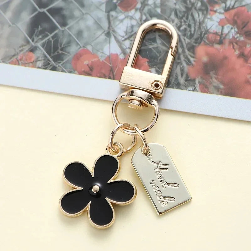 Fashion INS Style Daisy Flower Keychain Pink White Black Enamel Metal Pendant Women Key Bag Accessories Keyring-faithfullyfocusd