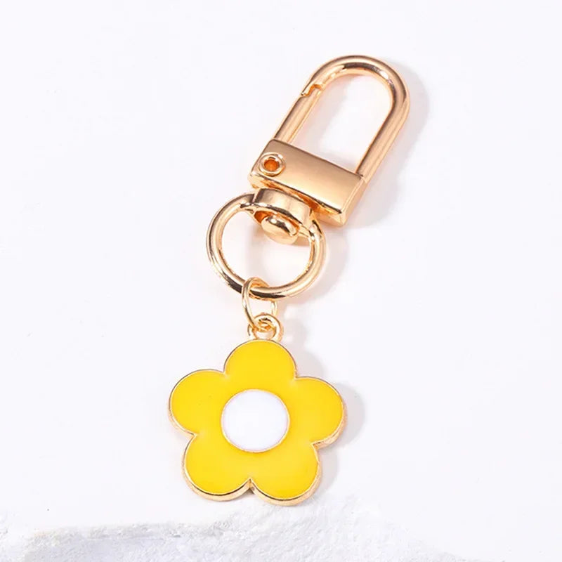 Fashion INS Style Daisy Flower Keychain Pink White Black Enamel Metal Pendant Women Key Bag Accessories Keyring-faithfullyfocusd